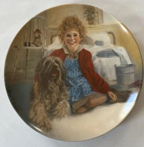 Annie Collector's Plate ' Annie and Sandy,"  - Picture 1 of 2