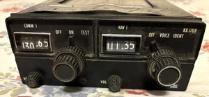 KING KX170B NAV/COMM RADIO With Tray P/N 069-1020-00 REMOVED UNTESTED - Picture 1 of 8
