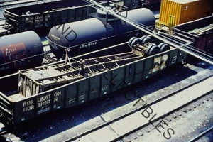 ORIG TRAIN SLIDE BURLINGTON NORTHERN (BN) VINTAGE RAILROAD ADP20501 - Picture 1 of 2