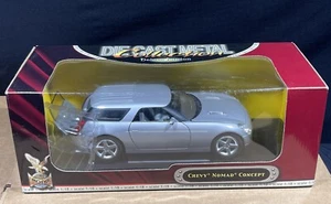 Road Signature Chevy Nomad Concept 1:18 Scale Die-Cast Deluxe Edition - Picture 1 of 15