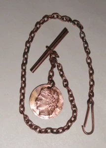 Antiker Uhrenanhänger ~ kupferfarben ~ offene Gliederkette ~ Julius Caesar Anhänger - Bild 1 von 4