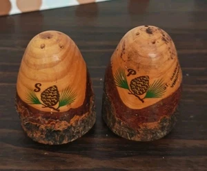 Vtg Wood Tree Branch with Bark Salt & Peppers Shakers Souvenir, Handmade, 1940s - Picture 1 of 5