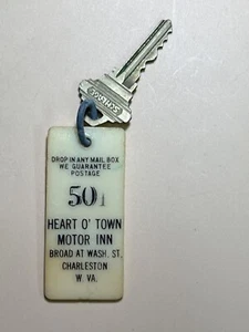 Llavero y llave Heart O' Town Motor Inn Hotel habitación motel Charleston WV #501 RARO - Imagen 1 de 3