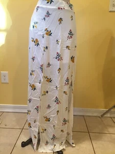 Schöner Maxirock mit Blumenmuster Größe M mittlere Schlitze weiß neu mit Etikett Pac Sun L.A. Herzen - Bild 1 von 9