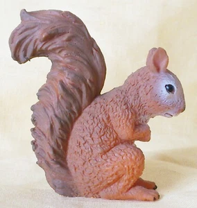 *CLEARANCE SALE* RETIRED MODEL CollectA RED SQUIRREL 88911 BNWT - Picture 1 of 1