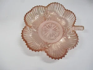 Four-Leaf Clover PINK Ribbed Carnival Depression Glass Candy Dish Vintage - Picture 1 of 4