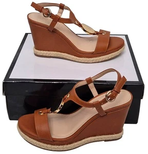 NINE WEST Mujer Preciosos Esmalte Bronceado Hebilla Tacón Cuña Zapatos EU 36 UK 3 - Imagen 1 de 9