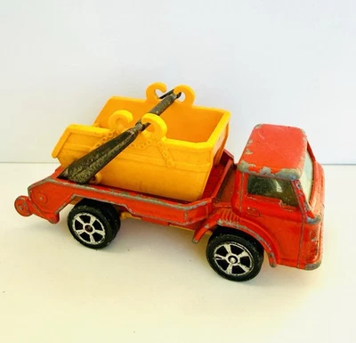 Camión de volteo Corgi Juniors Ford D 1000 años 70 Husky Whizz ruedas juguete Foto 1 de 4