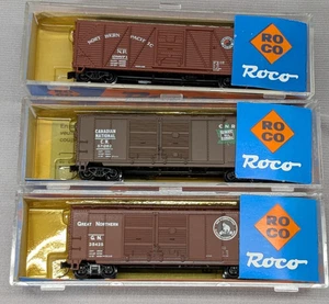 N scale ROCO: 3 x 40' Boxcars Northern Pacific, CN, GN. knuckle coupler (4) - Picture 1 of 7