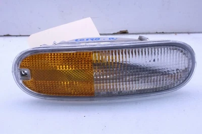 2002-2005 Volkswagen Beetle luz de seta direita fabricante de equipamento original usado - Imagem 1 de 4