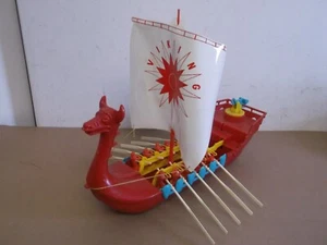 VINTAGE RENWAL RED PLASTIC VIKING SAILING OAR ROWING POWERED DRAGON SHIP 245 - Picture 1 of 19