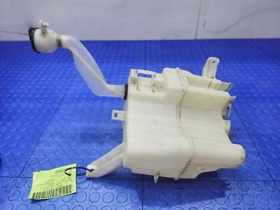 2012-2015 丰田普锐斯 1.8L 挡风玻璃洗衣机液库组件 原始设备制造商 — 第 1/4 张图片