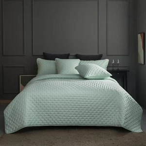 Luxury Quilted 3 Piece Bedspread Embossed Pattern Soft Microfiber Beddings Set - Picture 1 of 34