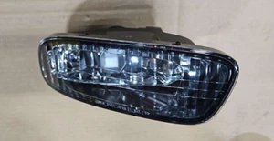 *DAMAGED* LEXUS ES300/ES330 02-04 FOG LAMP BROKEN BACK TAB RH, 81211-33170 - Picture 1 of 3