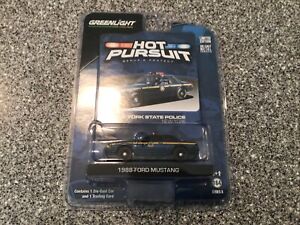 GREENLIGHT 1:64 HOT PURSUIT 1988 NEW YORK STATE POLICE MUSTANG FOXBODY