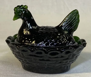 Boyd Art Glass Covered Rooster / Chick Salt In English Yew # 43 Made 1-10-1983 - Picture 1 of 5