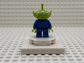 Lego Alien Minifigure Toy Story 30070 7592 7591 7598 toy006
