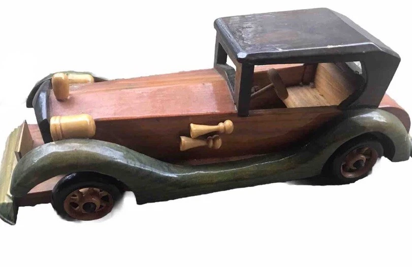 Vintage Handcrafted Wooden Duesenberg Car Foto 1 de 1