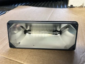 Whelen 700 Strobe Refl. W/O Flng Amp - Picture 1 of 2