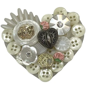 White Button Heart Brooch 2" Vtg - Picture 1 of 3