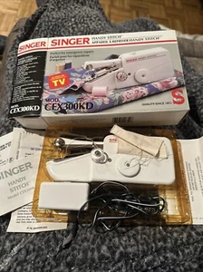 Singer Handy Stitch Hand Held Sewing Machine Cordless Model-CEX300KD In Orig Box - Picture 1 of 18