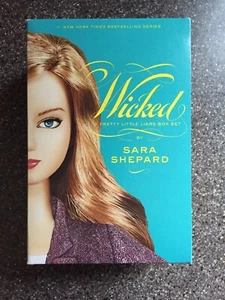 WICKED a Pretty Little Liar Box Set von Sara Shepard - Bild 1 von 5