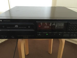 Sony CDP337ESD audiophile cd player - Bild 1 von 10