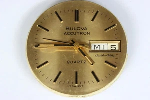 Bulova accutron quartz 242310 untested movement for spares - Picture 1 of 3