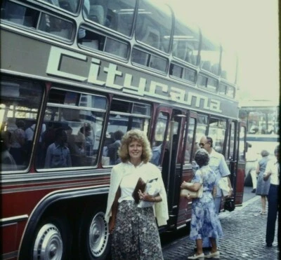 Autobús turístico de dos pisos que viaja Citycama octubre 1978 foto diapositiva Foto 1 de 4