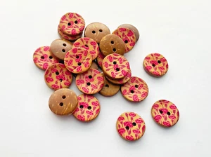 20 Coconut Shell Buttons, Red Rose Pattern Round Buttons 15mm, Knitting Sewing - Picture 1 of 1