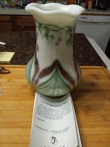 Fenton Glass Fetty Pulled Feather Green Purple Connoisseur Collection Vase Ltd - Picture 1 of 10