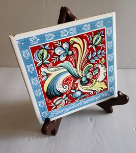 Vintage Berggren Rosso Blu Bianco Piastrella Trivet Svedese Tole Dipinto "Smorgasbord" - Foto 1 di 8