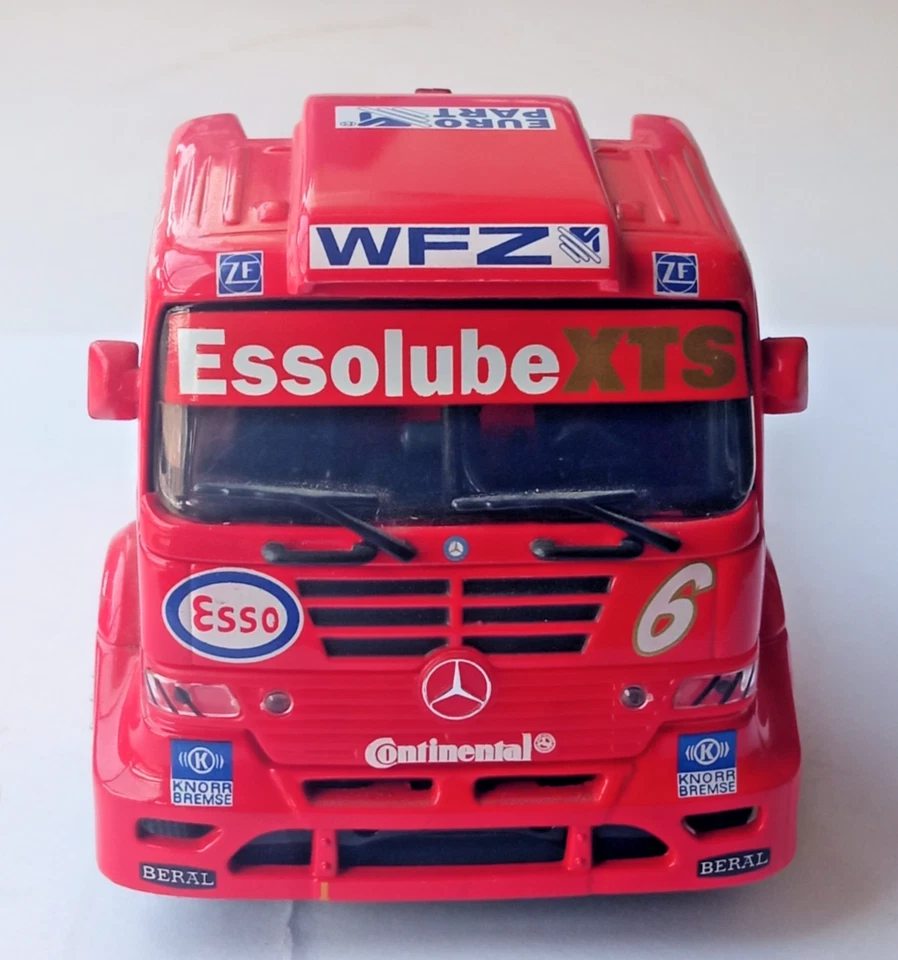 SCHUCO 1/43  Truck Mercedes Benz Tiger Race Team ESSO - Imagen 1 de 4