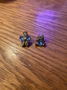 Vintage angel and teddy bear pins - Picture 1 of 3
