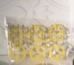 Tupperware Gadgets Set di 6 selezionatrici di calze in giallo nuove - Foto 1 di 1