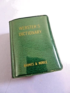 Barnes & Noble Mini WEBSTER'S DICTIONARY (1968) 2-3/4" X 2" - Bild 1 von 2