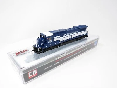 Atlas N 40005681 LokSound DCC Pan Am Dash 8-40C Diesel Locomotive Freight Train - Image 1 of 4