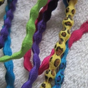 5 Goody Girls Merry Go Round Leopard Colors Wavy Elastic Head Band Hair Headwrap - Picture 1 of 6