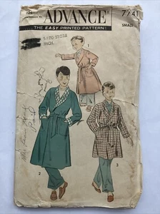 Vintage 1950s Advance Pattern 7741 Boys' Robe Size 4-6 Chest 23-24" FAC CUT - Picture 1 of 2