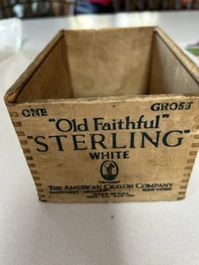 Vintage Old Faithful Sterling White Lavagna Gesso Scatola Legno Pastello Americano Co - Foto 1 di 7