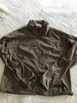 Jaqueta de corrida LULULEMON ajuste clássico ventilada Rover feminina tamanho 8 nova - Imagem 1 de 4