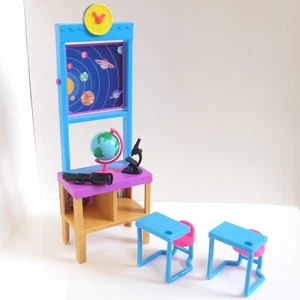 Set Scoperta Spaziale Scrivania Scuola Barbie 2017 Microscopio Telescopio Accessori - Foto 1 di 9