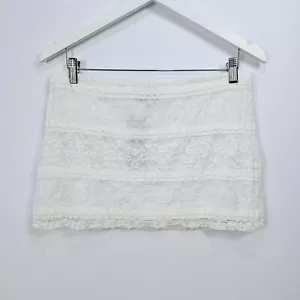 Urban Outfitters - Minigonna micro in pizzo avorio archivio - Large - Foto 1 di 8