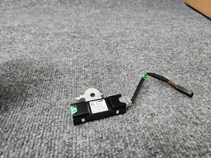 REAR ANTENNA AMPLIFIER CONTROL MODULE ASSEMBLY LEXUS 21-24 IS300 IS350 IS500 OEM - Picture 1 of 3