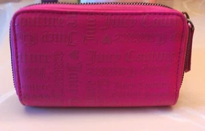 Juicy Couture Geldbörse rosa Signatur geprägt umlaufender Reißverschluss Doppelfaltung - Bild 1 von 5