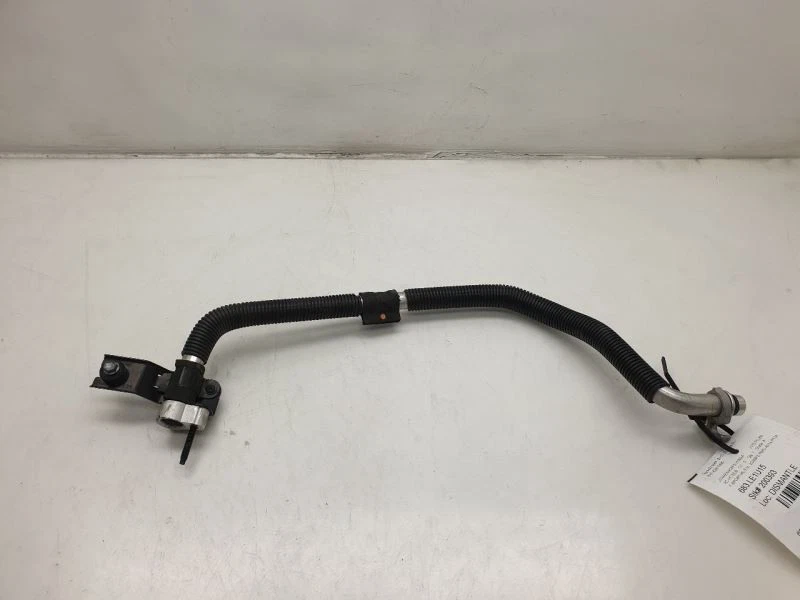 Tubo de sucção CA 15 16 17 18 19 20 Lexus RC350 88707-30A41 - Imagem 1 de 4