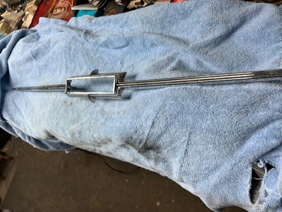 Ford Galaxie 1966/500 moldura de maletero/emblema/lanza Foto 1 de 4