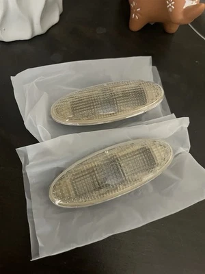 2003 Mazda Protege Side Marker Light Assembly Foto 1 de 2