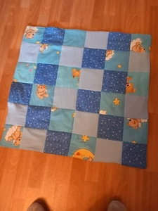 Patchwork-Babydecke oder Kabbeldecke-Handarbeit-Unikat 80 X 80 cm - Bild 1 von 2