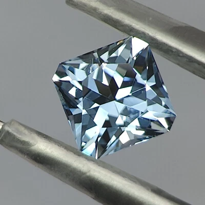 Aguamarina - 1,34 quilates - Mozambique Foto 1 de 4